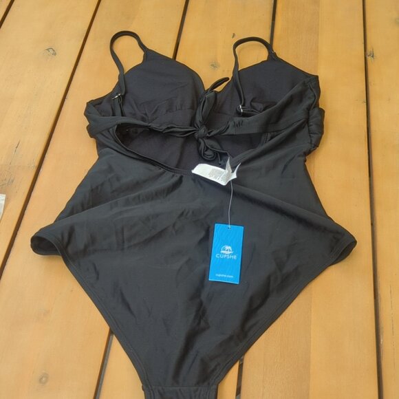 Elegant Black One-Piece Swimsuit - M NWT - Picture 3 of 7